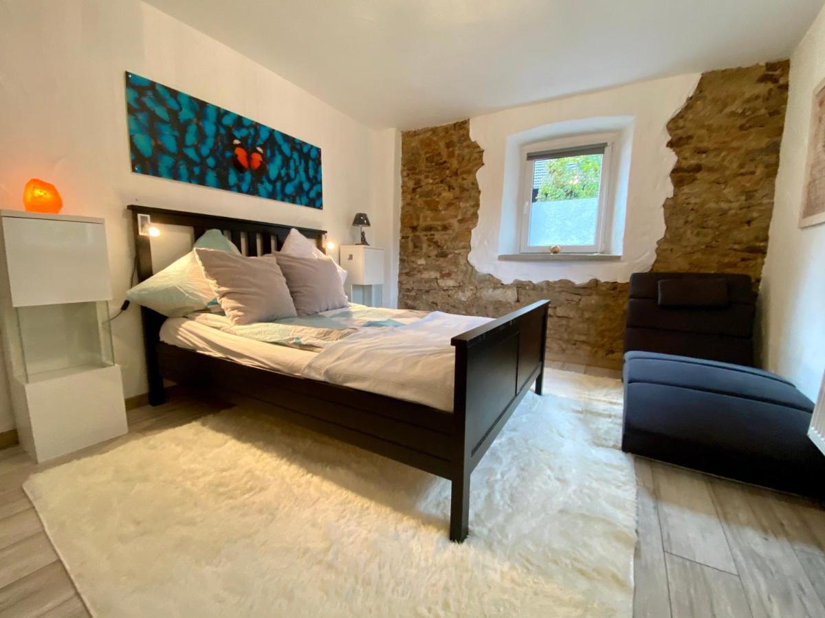 Eifelstein, Apartment Mit Whirlpool Und Ofen Dahlem  Εξωτερικό φωτογραφία